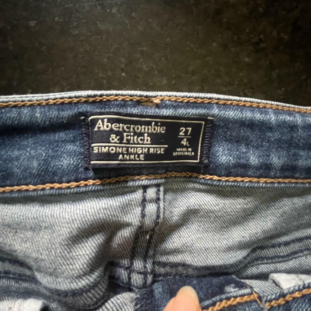 Stylish High Rise Ankle Jeans